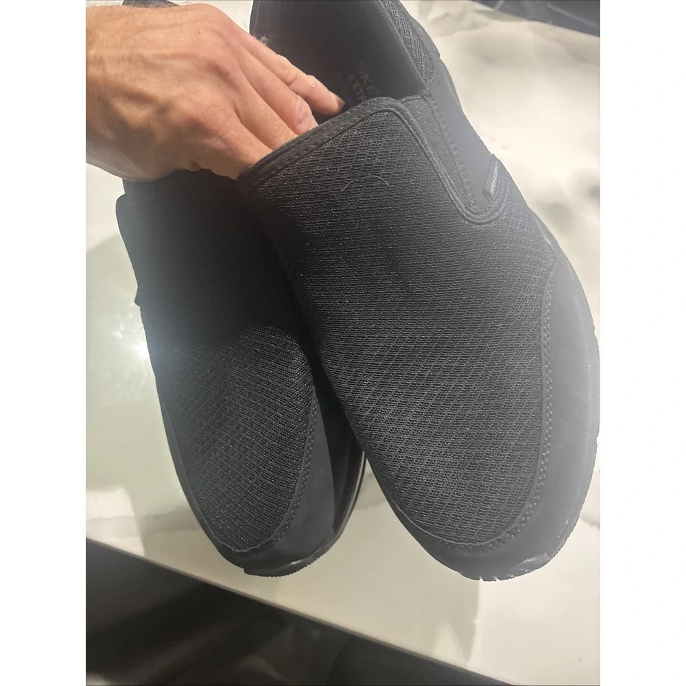 skechers equalizer Extra Wide Fit Slip On Size 13